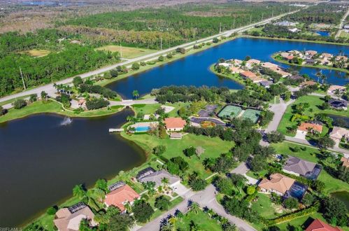 853 Grand Rpd Blvd, Naples FL 34120-4428 exterior