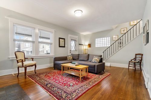 1611 Chislett St, Pittsburgh PA  15206-1312 exterior