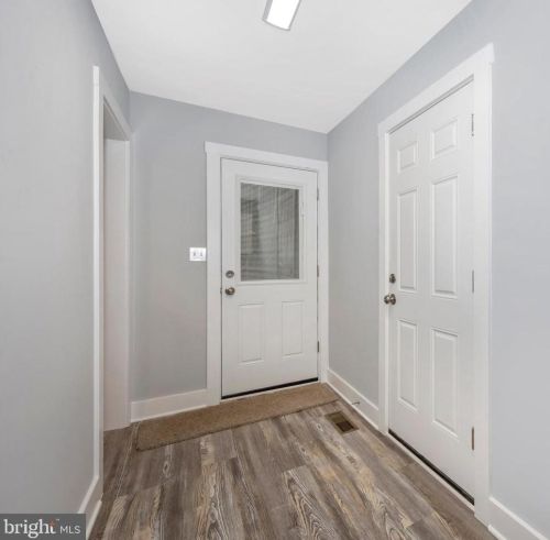 10402 Great Arbor Dr, Rockville MD  20854-4215 exterior