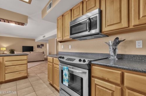 4120 Alan Ln, Phoenix AZ 85028-4114 exterior