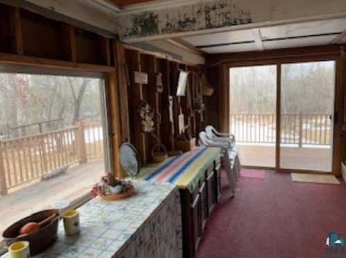 4865 Howard Gnesen Rd, Duluth MN 55803-2727 exterior