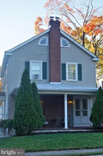 527 Latona Ave, Trenton, NJ 08618-2436