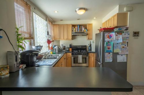 730 St, Union City NJ 07087-2427 exterior