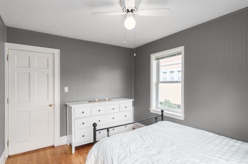 3018 93rd St, Milwaukee WI  53227-3608 exterior