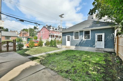 6029 Stanton Ave, Pittsburgh PA 15206-2200 exterior