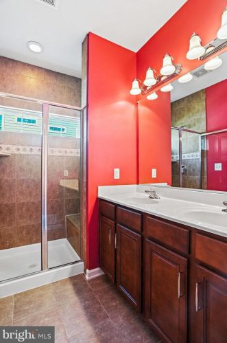 2139 Little Sorrel Way, Silver Spring MD 20902-2893 exterior