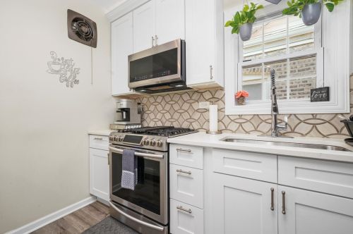 5340 Agatite Ave, Chicago IL 60630-3501 exterior