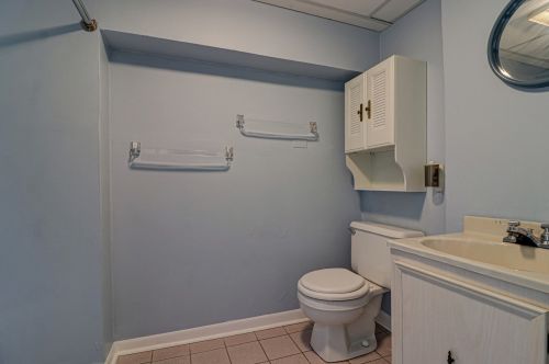 207 Augusta St, Broadview IL 60153-1028 exterior