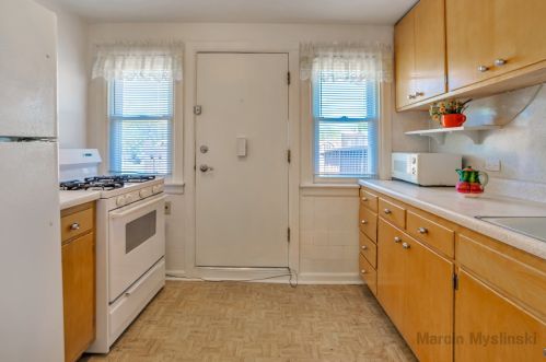 4153 Mason Ave, Chicago IL 60630-3143 exterior