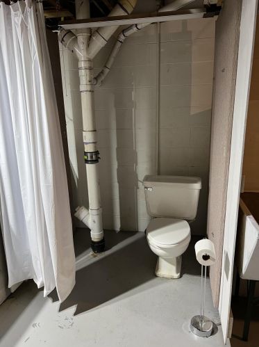 304 Espanola Ave, Kalamazoo MI  49004-1104 exterior