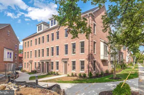 1003 Sycamore St, Washington DC  20032-1030 exterior