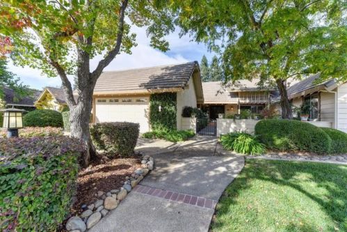 137 Crow Canyon Dr, Folsom, CA 95630-2043