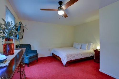 78 Tiffany Blvd, Newark NJ 07104-2425 exterior