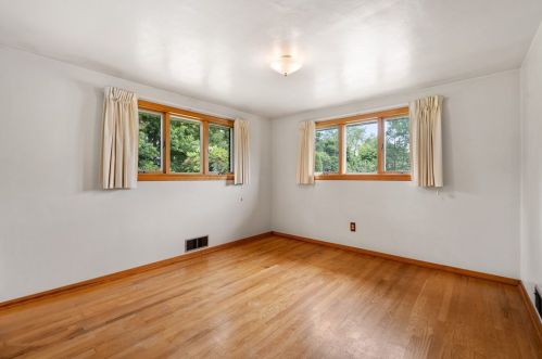 77 Observatory St, Manor PA 15665-9748 exterior