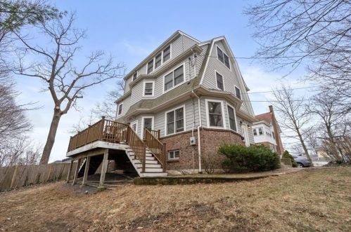 155 Summit Ave, Brookline MA  02446-2319 exterior