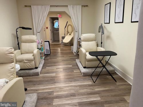 1904 2nd St, Philadelphia PA 19122-1939 exterior