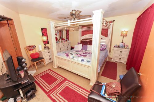 1212 Pleasant Knoll Dr, Joliet IL exterior