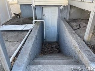 458 6th Ave, Mount Vernon NY 10550-3834 exterior