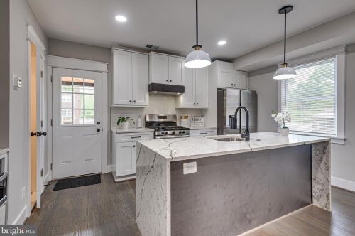 439 Newcomb St, Washington DC  20032-2650 exterior