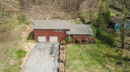 179 Sunset Dr, Pittsburgh, PA 15235-4845