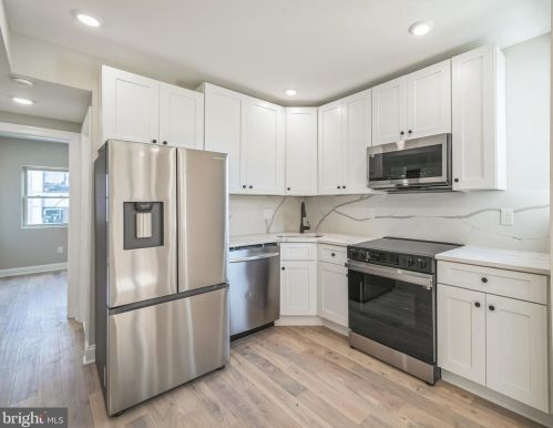 1702 22nd St, Philadelphia PA 19140-3831 exterior