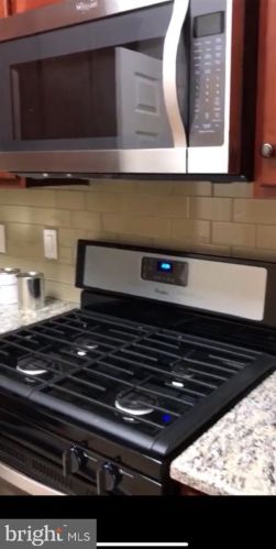 1123 Halifax Pl, Trenton NJ  08619-2082 exterior