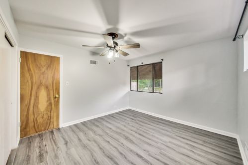 6878 Lehigh Ave, Chicago IL  60646-1406 exterior