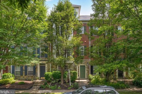 611 Grand Champion Dr, Rockville MD  20850-5970 exterior