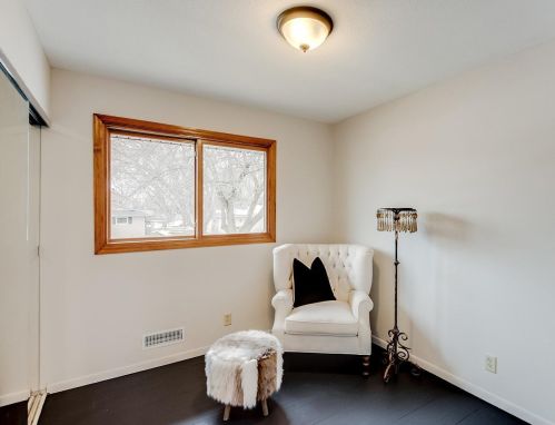 921 Duchess Ln, Saint Paul MN 55124-4707 exterior