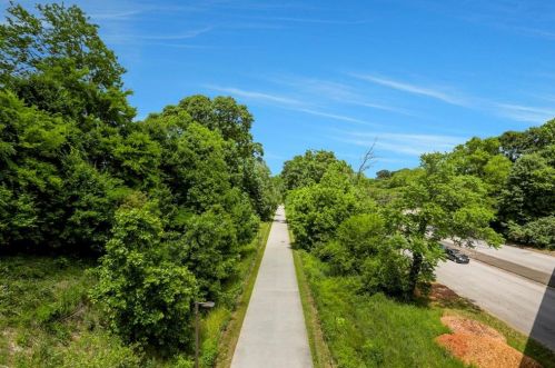 300 Holderness St, Atlanta GA 30310-1306 exterior