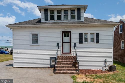 2189 Baltimore Pike, Hanover PA  17331-9610 exterior