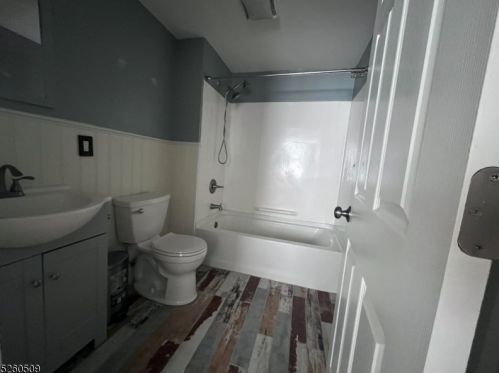 7 Berry Rd, Wantage NJ 07461-3009 exterior