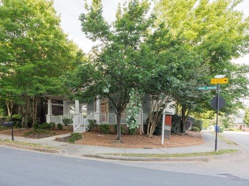 2095 Adams Overlook, Atlanta, GA 30318-1961