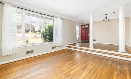 1331 Briarwood Dr, Atlanta GA 30306-2509 exterior