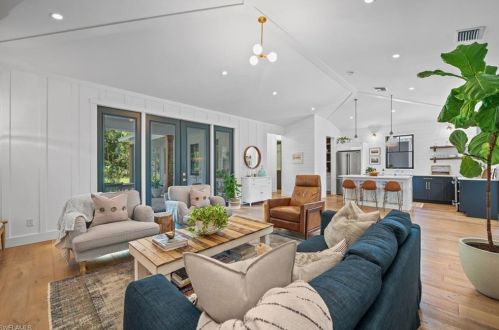 3130 70 St, Naples FL 34105-7201 exterior