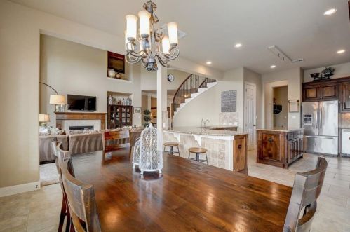 309 Emerald Rdg Dr, Austin TX 78732-1235 exterior