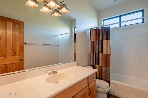 48909 3rd Ave, Phoenix AZ 85027-4700 exterior