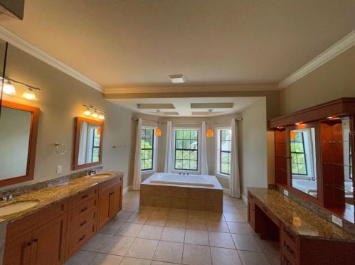 4012 Inman Ave, Tampa FL  33609-4420 exterior