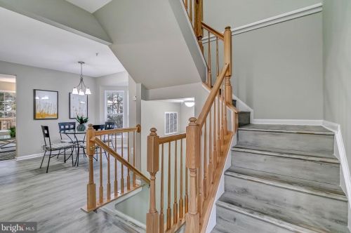 10414 Heathside Way, Rockville MD 20854-6346 exterior