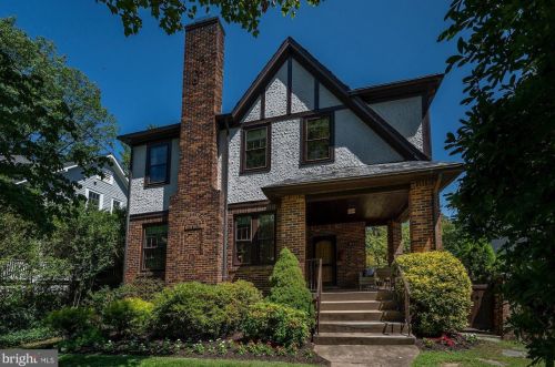 3711 Northampton St, Washington, DC 20015-2529