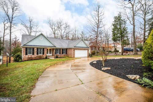 401 Monticello Cir, Locust Grove, VA 22508-5701