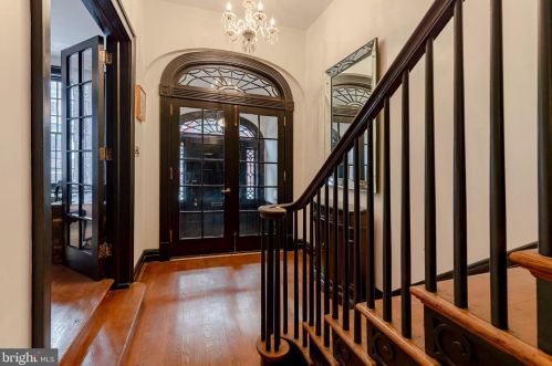 231 Orange St, Lancaster PA  17602-2914 exterior