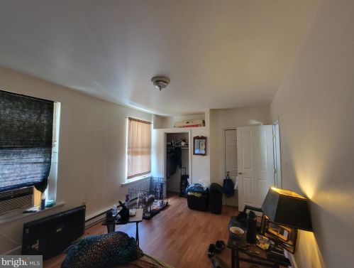 3535 8th St, Philadelphia PA 19140-4418 exterior