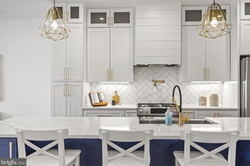 219 Morgan St, Washington DC  20001-1217 exterior