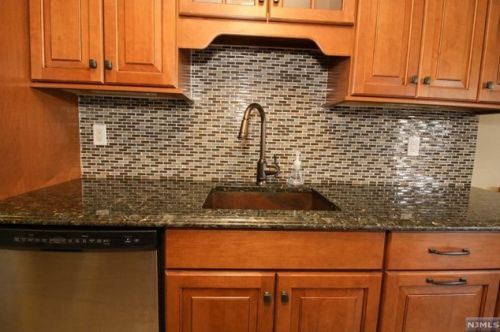 2904 Mark Twain Way, Mahwah, NJ 07430-3429