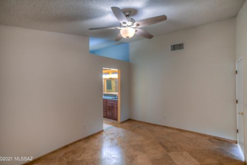 5125 Condor Dr, Tucson AZ 85742-9405 exterior