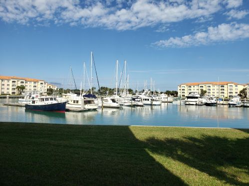 14 Harbour Isle Dr, Fort Pierce, FL 34949-2750