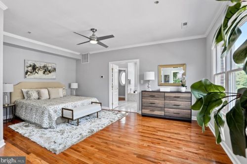 1626 Colonial Hills Dr, Mc Lean VA  22102-2938 exterior