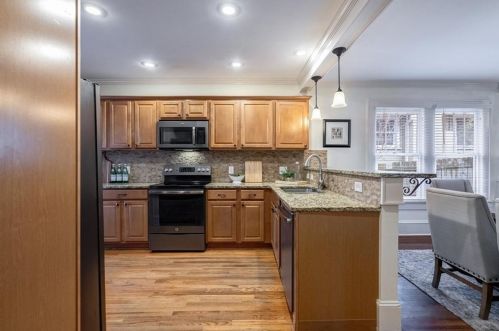 187 Clifton St, Atlanta GA 30317-2032 exterior