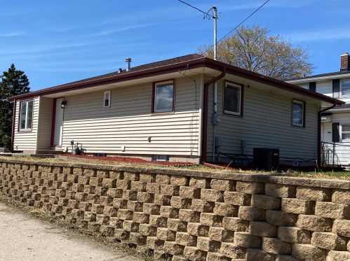 3458 60th St, Milwaukee WI  53219-4343 exterior